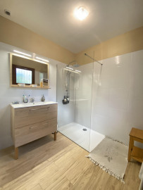 
                                                                                        Vente
                                                                                         Villa 248 m² dans quartier résidentiel de Céret