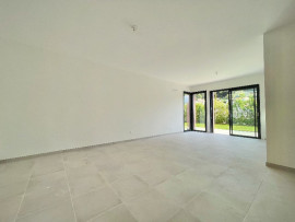 
                                                                                        Vente
                                                                                         VILLA 4 PIÈCES RÉF. 11/09/20253434