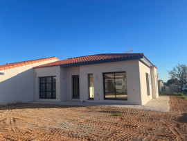 Vente
VILLA 80m2 AVEC TERRAIN 3F 322M2