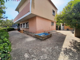 
                                                                                        Vente
                                                                                         Villa au Portugal