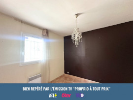 
                                                                                        Vente
                                                                                         Villa avec jardin de 1300m2 - REGUSSE