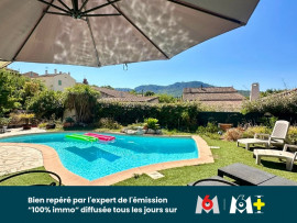 
                                                                                        Vente
                                                                                         Villa avec studio indépendant -Plan-du-Castellet