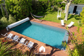 
                                                                                        Location
                                                                                         Villa Belle Vue