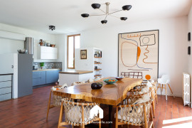 
                                                                                        Location
                                                                                         Villa Belle Vue