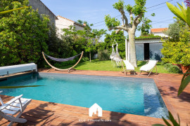 
                                                                                        Location
                                                                                         Villa Belle Vue