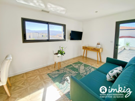 
                                                                                        Vente
                                                                                         VILLA CONTEMPORAINE AUX BELLES PRESTATIONS
