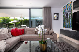 
                                                                                        Vente
                                                                                         Villa contemporaine d’exception