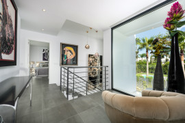
                                                                                        Vente
                                                                                         Villa contemporaine d’exception