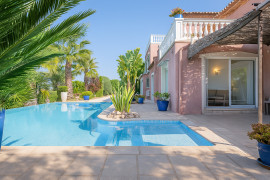 Vente
VILLA CORNICHE FLEURIE