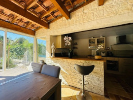 
                                                                                        Vente
                                                                                         Villa de 245M2 avec Piscine