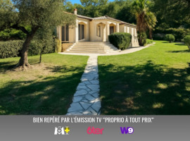 
                                                                                        Vente
                                                                                         Villa de 245M2 avec Piscine