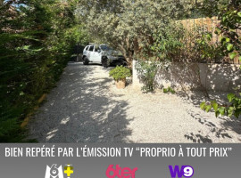 Vente
Villa de 365M2 avec piscine sur un terrain 1228M2