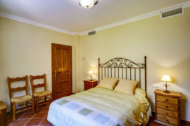 
                                                                                        Vente
                                                                                         Villa de Deux Maisons Indépendantes