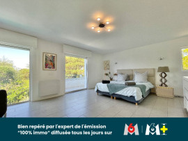 
                                                                                        Vente
                                                                                         VILLA D'EXCEPTION 6 PIÈCES - LE CANNET - OL3321