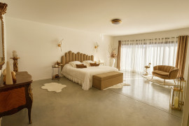 
                                                                                        Vente
                                                                                         Villa d'Exception à Sainte-Gemmes-sur-Loire