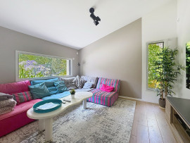 Vente
VILLA D'EXCEPTION AVEC VUE CHÂTEAU