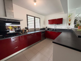 
                                                                                        Vente
                                                                                         VILLA F5 SAINT PIERRE Ravine des Cabris