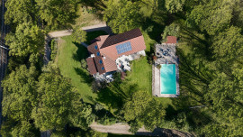 
                                                                                        Vente
                                                                                         Villa familiale 8 pièces de plus de 190 m²