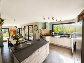 
                                                                                        Vente
                                                                                         Villa familiale 8 pièces de plus de 190 m²