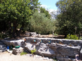 Vente
VILLA SUR 2370 M² PISCINE CALME ET INTIMITÉ