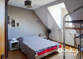Vente
Villa sur un grand terrain arboré avec une mare