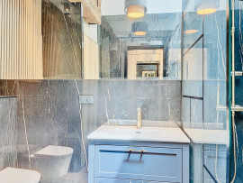 Vente
Villefranche - Appartement dernier étage vue mer