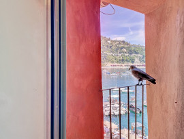 Vente
Villefranche - Appartement dernier étage vue mer