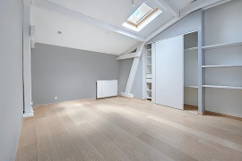 
                                                                                        Vente
                                                                                         Villefranche, Maison rénovée, Piscine, Garages