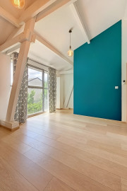 
                                                                                        Vente
                                                                                         Villefranche, Maison rénovée, Piscine, Garages