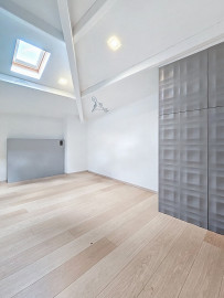 
                                                                                        Vente
                                                                                         Villefranche, Maison rénovée, Piscine, Garages