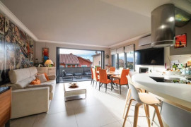 Vente
VILLEFRANCHE-SUR-MER, 2 PIÈCES, TERRASSE