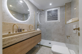 
                                                                                        Vente
                                                                                         VILLEFRANCHE SUR MER - Corne d’Or  - Magnifique 3 pièces entièrement rénové disposant d’une terrasse avec vue panoramique sur la mer