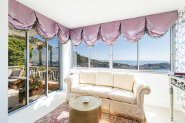 
                                                                                        Vente
                                                                                         Villefranche-sur-Mer – Superbe 2/3 pièces en étage élevé, avec vue mer panoramique et au calme absolu