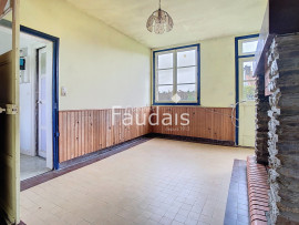 
                                                                                        Vente
                                                                                         VILLIERS-FOSSARD, Maison 4 pièces, 2 chambres