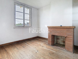 
                                                                                        Vente
                                                                                         VILLIERS-FOSSARD, Maison 4 pièces, 2 chambres