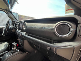 
                                                                                        Voiture
                                                                                         Voiture 4x4 - Jeep Wrangler RUBICON 2.0 380 CH PHEV - 54970€