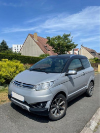 
                                                                        Voiture
                                                                         Voiture sans permis Aixam Crossover année 2015