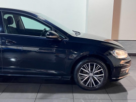 Voiture
                                                                                Volkswagen Golf 1.4 TSI SE Nav Hatchback 5dr Petrol Manual Euro 6 (s/s) (125 ps)