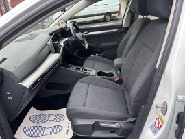 
                                                                                        Voiture
                                                                                         Volkswagen Golf 1.5 eTSI MHEV Life Hatchback 5dr Petrol Hybrid DSG Euro 6 (s/s) (150 ps) MOT 11/26 54K FSH AUTO ULEZ