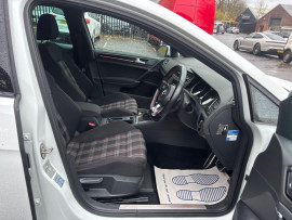 
                                                                                        Voiture
                                                                                         Volkswagen Golf 2.0 TSI BlueMotion Tech GTI Hatchback 5dr Petrol DSG Euro 6 (s/s) (220 MOT 11/26 AUTO 63K FSH ULEZ
