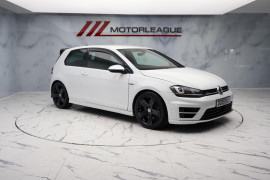 
                                                                                        Voiture
                                                                                         Volkswagen Golf 2.0 TSI BlueMotion Tech R DSG 4Motion Euro 6 (s/s) 3dr