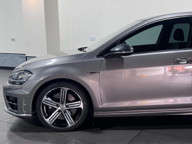 Voiture
                                                                                Volkswagen Golf 2.0 TSI BlueMotion Tech R Hatchback 5dr Petrol Manual 4Motion Euro 6 (s/s) (300 ps) Hatchback