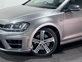 Voiture
                                                                                Volkswagen Golf 2.0 TSI BlueMotion Tech R Hatchback 5dr Petrol Manual 4Motion Euro 6 (s/s) (300 ps) Hatchback