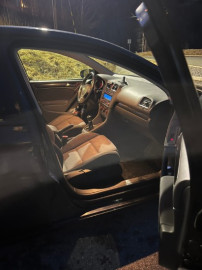 
                                                                                        Voiture
                                                                                         Volkswagen golf