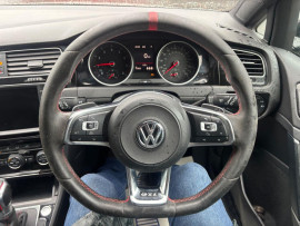 
                                                                                        Voiture
                                                                                         Volkswagen Golf GTI MOT 11/26 AUTO 75K FSH ULEZ 2.0 5dr