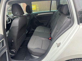 
                                                                                        Voiture
                                                                                         Volkswagen Golf SE FSI MOT 11/26 AUTO 32K PSH ULEZ 1.4 5dr