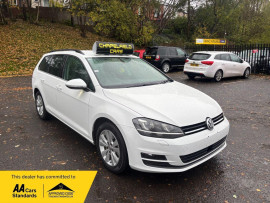 
                                                                                        Voiture
                                                                                         Volkswagen Golf SE FSI MOT 11/26 AUTO 32K PSH ULEZ 1.4 5dr