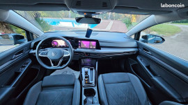 
                                                                                        Voiture
                                                                                         Volkswagen Golf VIII 1.5 eTSI DSG7 130ch