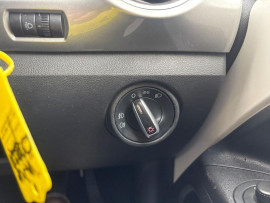 
                                                                                        Voiture
                                                                                         Volkswagen Hatchback 1.0 High up! (2012/62) 5dr