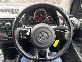 
                                                                                        Voiture
                                                                                         Volkswagen HIGH UP AUTO MOT 11/26 43K ULEZ 1.0 5dr